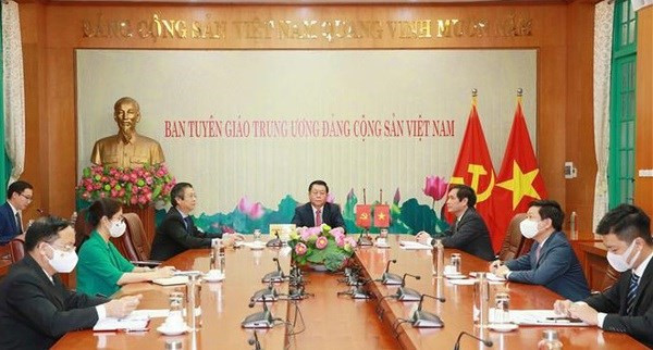 Vietnamese, Chinese Parties seek stronger cooperation in popularisation work